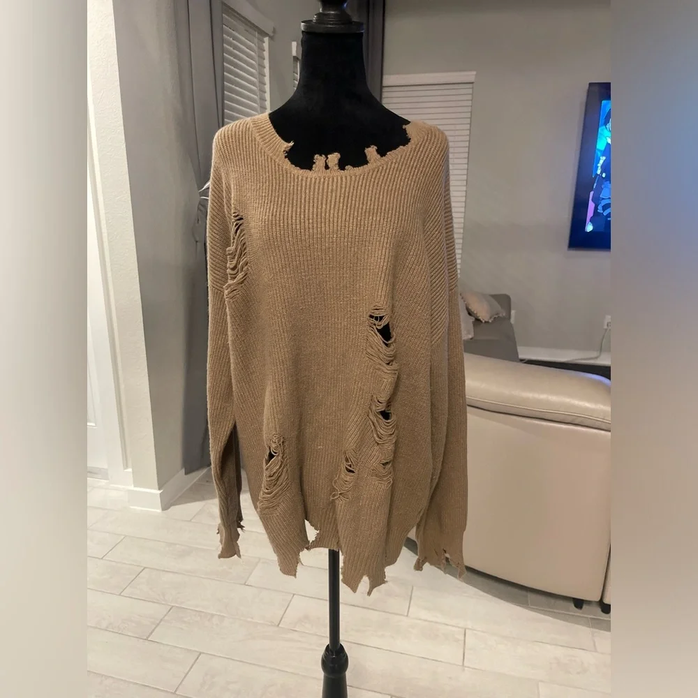 POL oversized distressed knit sweater L